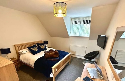 Norwich House | Moonsticks, Modern & Well Presented 5 Bed House