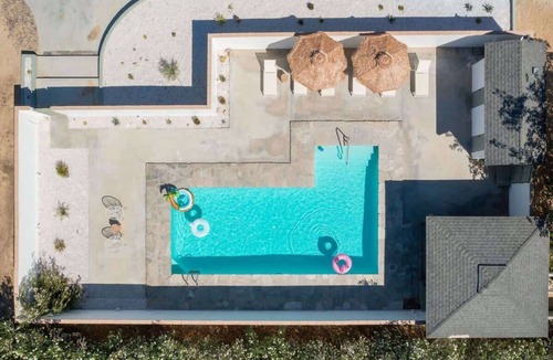 Joshua Tree House | Moonstone Bungalow Pool, Spa, Pickleball, Sauna