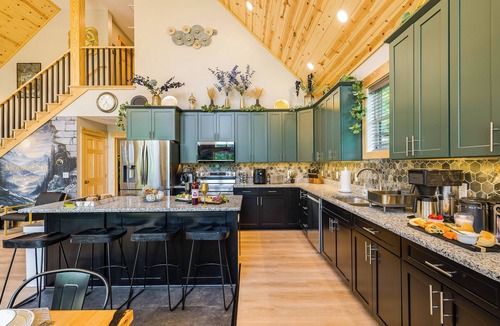 Massanutten Ski Chalet | Moonstone Escape - Managed by Gr8Escapes