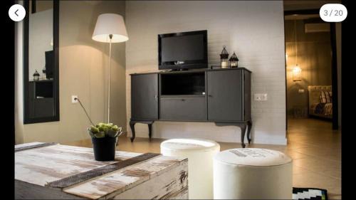 Mytilene Apartment | Moonstone house B