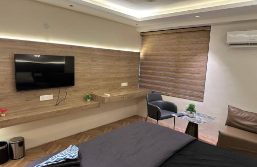 Jaypee Greens Apartment | moonstone studio