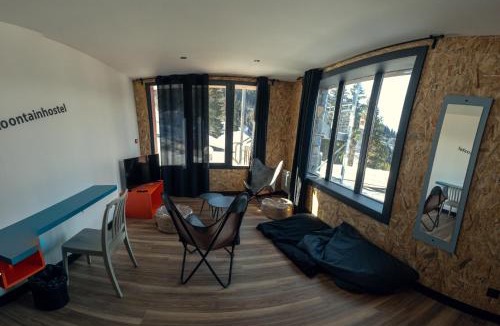 Oz-en-Oisans Hotel | Moontain Hostel