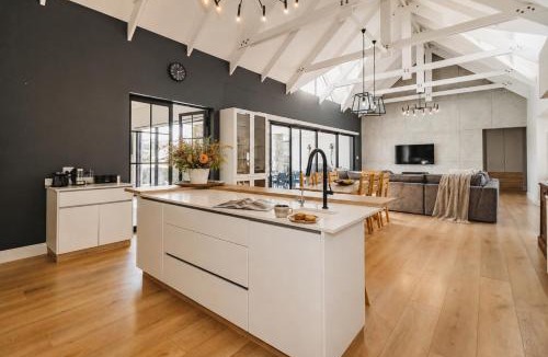George House | Moorlands Manor