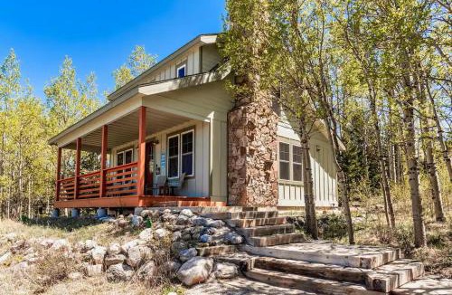Warm Springs House | Moose Crossing Warm Springs Retreat in Fairplay, CO