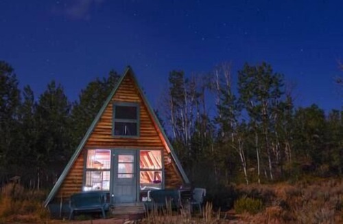Walden House | Moose Haven Cabin@22 West Cabins 18 miles from Walden, 80 miles from Steamboat.