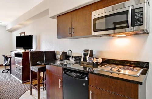 Moosomin Hotel | Moosomin Canalta