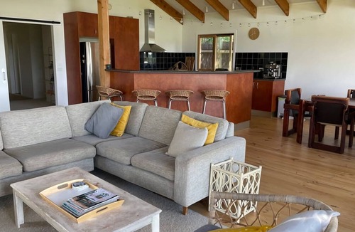 Sandy Point House | Moovue Stay 3 Pay 2 Winter Special