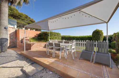 Tamarit House | Mora Beach