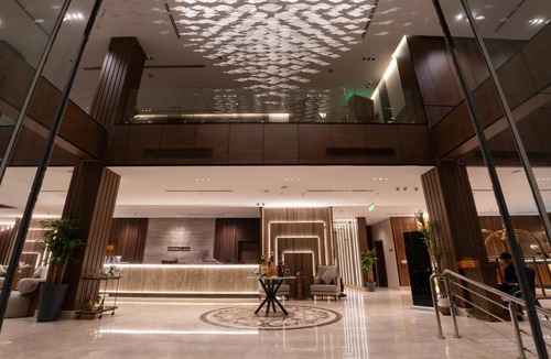 Al-Hamra'a Hotel | Mora Hotel