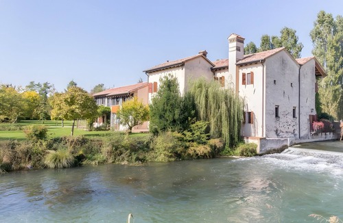 Ospedaletto di Istrana Apartment | Morgana Double Room with Shared Pool, Wi-Fi, and Air Conditioning