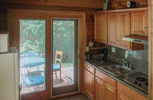 Sedona Cabin | Morning Glory - Rustic cabin for 2 in Oak Creek Canyon