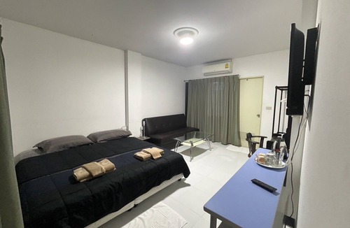 Lop Buri Hotel | Morning Home