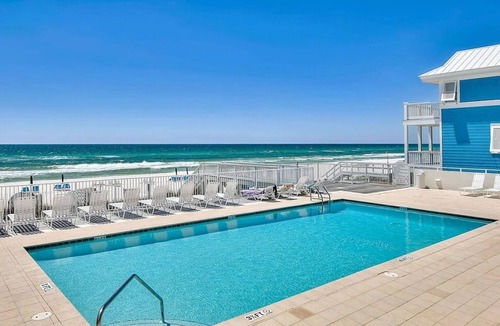 Sunnyside House | Morning Light in Carillon | Private Beach Access Retreat