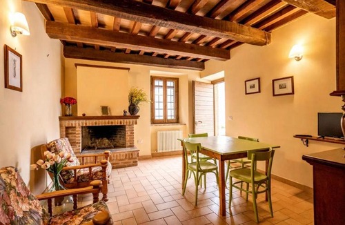 Foligno Apartment | Morro 16