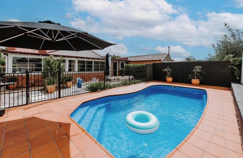 Central Mudgee Cottage | Mortimer Cottage A Pool Oasis in Heart of Mudgee