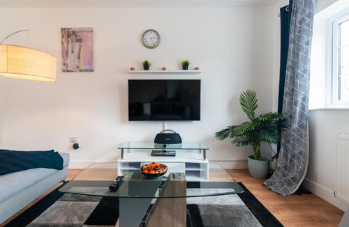 Droylsden Apartment | Mosh Homes