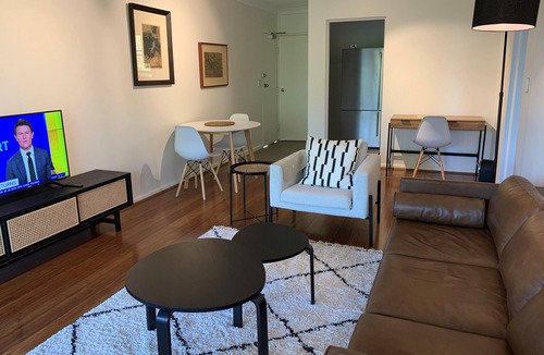 Mosman Apartment | Mosman - SHAD1 - Shadforth Street - Top-Floor 1BR with Leafy Views Balcony in Quiet Mosman Street Near Ferry Village