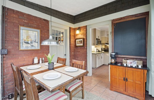 Oberlin House | Moss Cottage, Moss Cottage