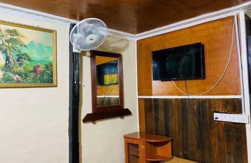 Sungai Baru Tengah House | MOSS HEDERA HIDE CHALET