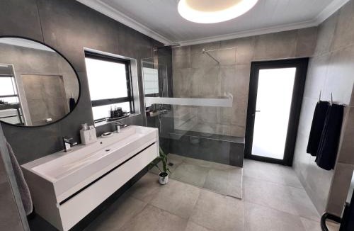 Linkside House | Mossel Bay Bliss