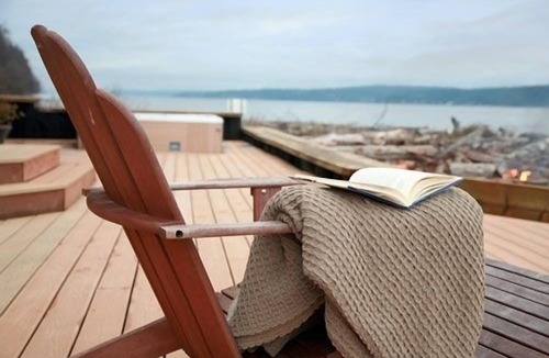 Freeland House | Most Romantic Spot Ever - Beach Hideaway Steps from the Beach