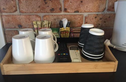 Hillvue Hotel | Motel 359