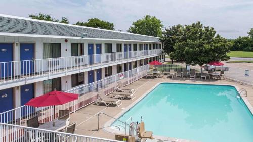 Goodlettsville Hotel | Motel 6-Goodlettsville, TN - Nashville