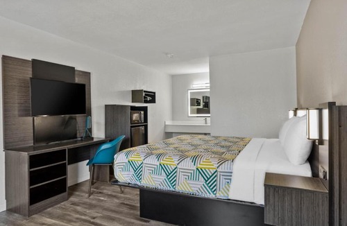 McComb Hotel | Motel 6 - McComb, MS