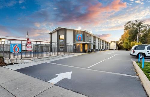 Ogden Hotel | Motel 6 Ogden, UT- Downtown