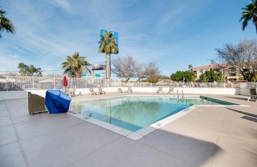 Camelback East Hotel | Motel 6-Phoenix, AZ - East