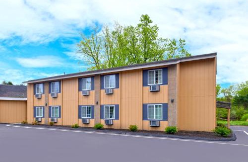 Putnam Hotel | Motel 6 Putnam CT