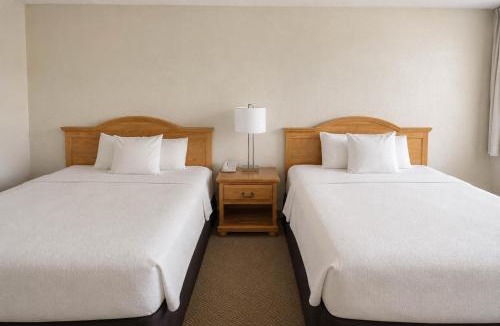 Rawlins Cabin | Motel 6 Rawlins, WY