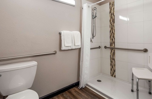 Ridgecrest Hotel | Motel 6 Ridgecrest, CA - China Lake
