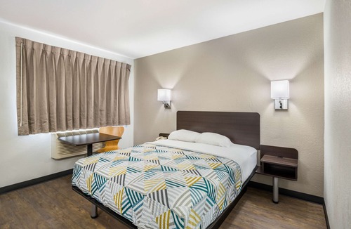 Sandston Hotel | Motel 6 Sandston, VA - Richmond, Va