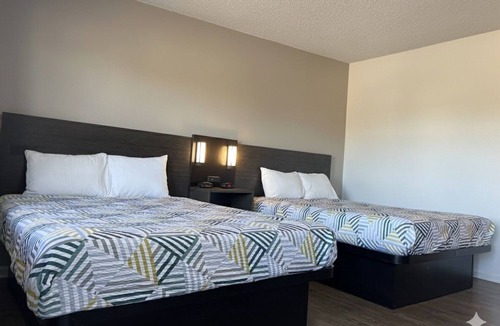 Selma Hotel | Motel 6 Selma, CA