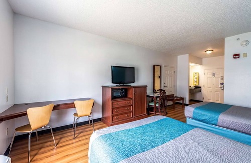 Shreveport Hotel | Motel 6 Shreveport, LA