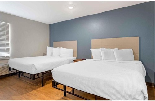Fort Myers Hotel | Motel 6 Suites Fort Myers, FL