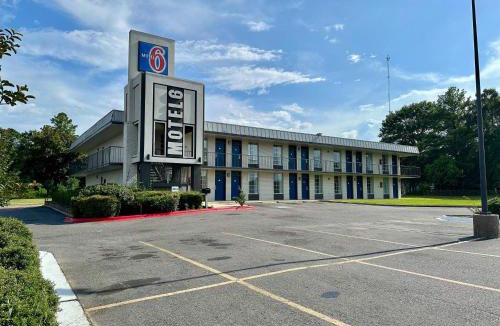 West Monroe Hotel | Motel 6-West Monroe, LA