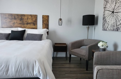 Cap-Saint-Ignace Hotel | Motel au rocher du cap