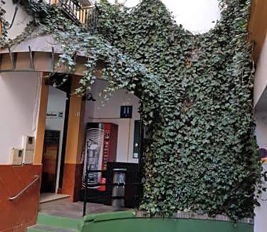 San Bartolome House | Motel