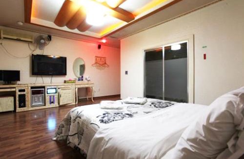 Bongmyeong-dong Hotel | Motel Nine