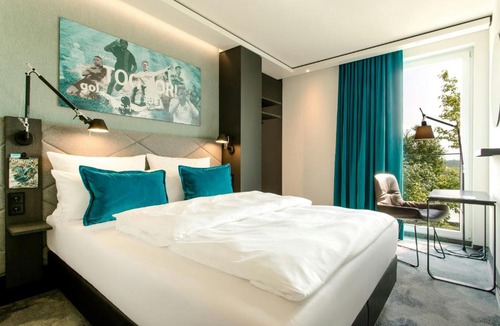 Munchen District Hotel | Motel One München-Garching