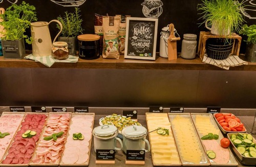 Munchen District Hotel | Motel One München-Garching