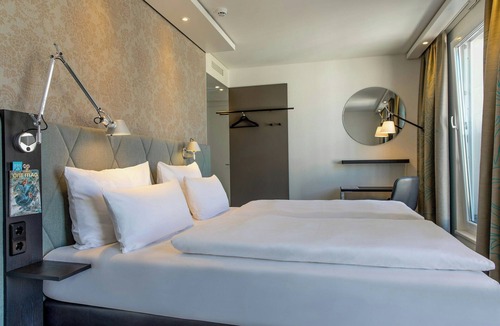 Hackenviertel Hotel | Motel One München-Sendlinger Tor