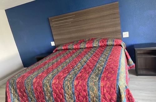 Fleming Hotel | Motel Savanah