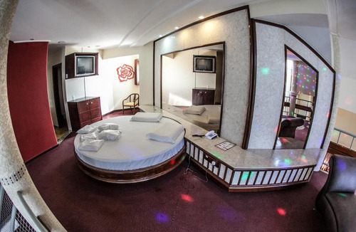 Centro Hotel | Motel Supreme