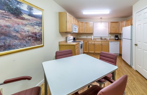 Cherokee Apartment | Motorcycle Friendly - Walking Distance Cherokee Island Park - Easy access