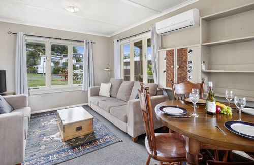 Motuoapa House | Motuoapa Rise - Motuoapa Holiday Home
