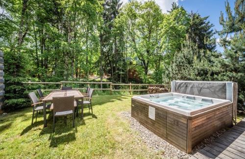 Les Gets Ski Chalet | Moulin Chalets Les Gets - by EMERALD STAY