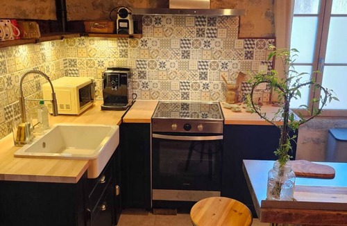 Paris-l'Hopital House | Moulin Cozanne, spa and sauna gîte in the heart of the vineyards.